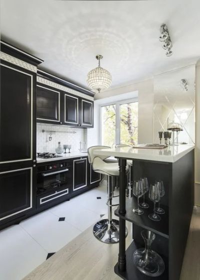 Лот: 6395991. Фото: 1. Кухня классическая черная. Кухонные гарнитуры