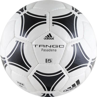 Лот: 8867643. Фото: 1. Футбольный мяч Adidas Tango Pasadena. Мячи, ракетки, шайбы, клюшки