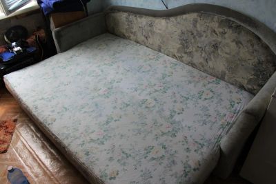Лот: 5527633. Фото: 1. Продам диван Б/У выдвигающийся... Диваны