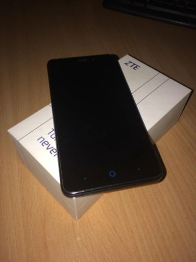 Лот: 9847176. Фото: 1. ZTE blade X3. Смартфоны