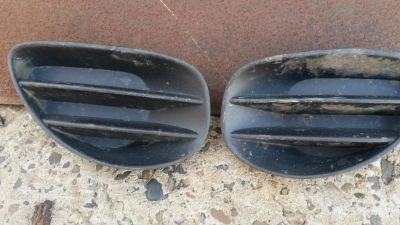 Лот: 10130529. Фото: 1. Заглушки в бампер Vitz. Кузов