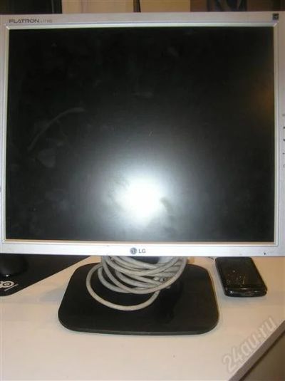 Лот: 1549107. Фото: 1. Монитор LG Flatron L1718S. ЖК-мониторы