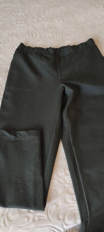 Лот: 25374756. Фото: 1. Брюки женские новые - р46. Брюки, шорты