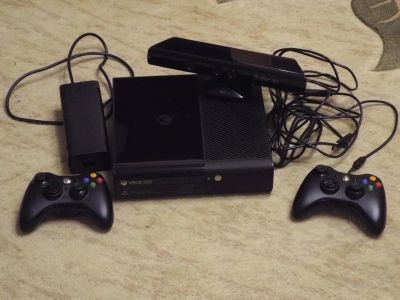 Лот: 7134036. Фото: 1. xbox360 (500GB) + Kinect+ 41 игра... Игровые приставки, консоли