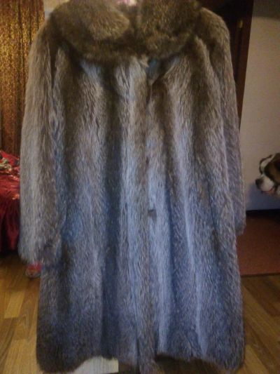 Лот: 10035822. Фото: 1. Красивая шуба из енота. Верхняя одежда