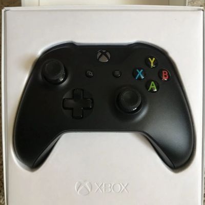 Лот: 16536580. Фото: 1. Геймпад Xbox One и PC | Джойстик... Аксессуары для игровых приставок, консолей, геймпады