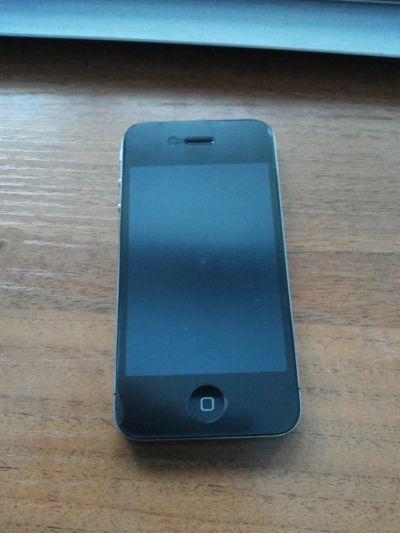 Лот: 3630581. Фото: 1. Iphone 4. Смартфоны