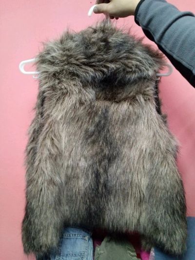 Лот: 10427422. Фото: 1. Продам жилет зара. Пиджаки, жакеты, жилеты