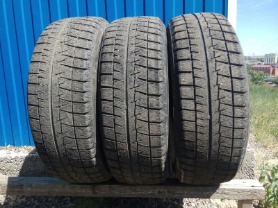 Лот: 13945192. Фото: 1. #1660 225/60 R18 Bridgestone Blizzak... Шины