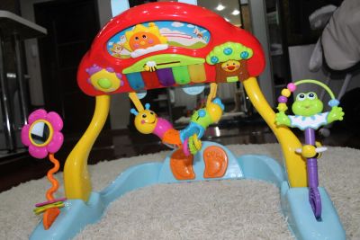 Лот: 5210139. Фото: 1. Развивающий центр Huile Toys. Развивающие