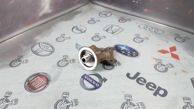 Лот: 23590256. Фото: 1. Крепление масляного фильтра Mazda... Расходные материалы