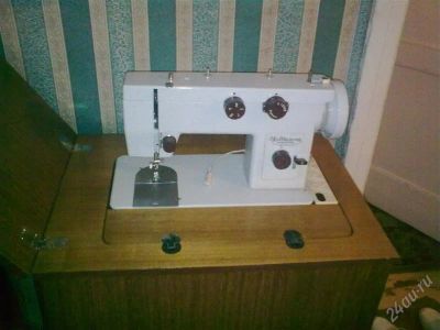 Лот: 789196. Фото: 1. Швейная машинка "Чайка 143". Другое (бытовая техника)