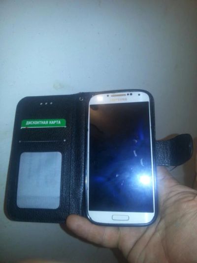 Лот: 9069196. Фото: 1. Samsung Galaxy S4 GT-I9500. Смартфоны