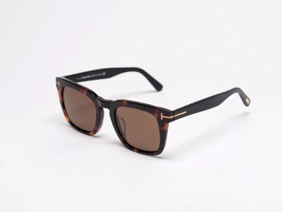Лот: 24977420. Фото: 1. Очки Tom Ford. Очки солнцезащитные