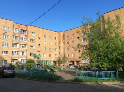 Лот: 14648724. Фото: 1. сдам 2-х комн. квартиру на длительный... Квартиры, студии