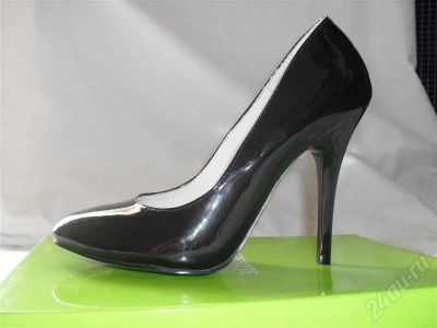 Лот: 390452. Фото: 1. Красивые женские туфли 35 р. Туфли