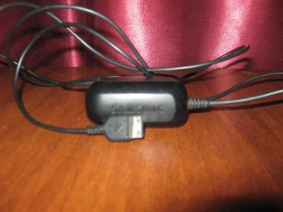 Лот: 3732354. Фото: 1. Зарядное устройство на Samsung. Зарядные устройства, блоки питания, адаптеры сетевые для смартфонов