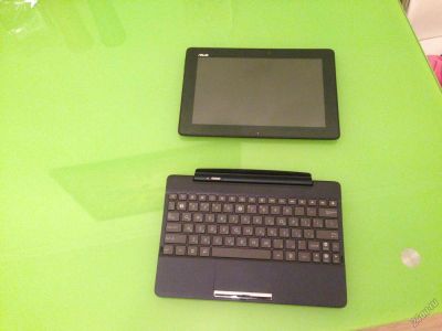 Лот: 5723626. Фото: 1. Продается планшет ASUS pad Tf... Планшеты