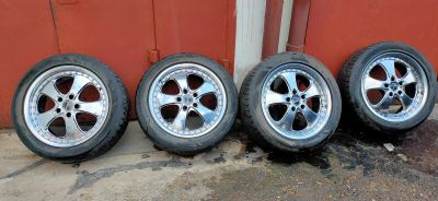 Лот: 17775266. Фото: 1. Покрышки BridgeStone PlayZ 235... Шины