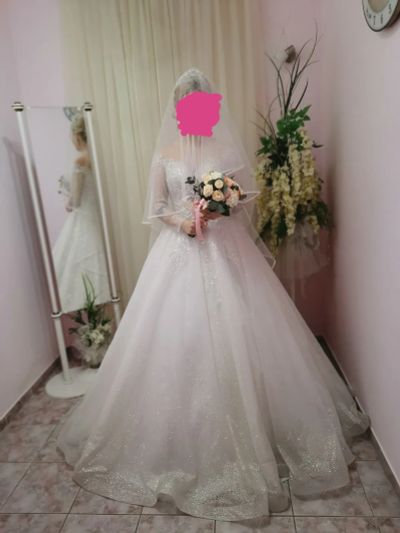 Лот: 22182461. Фото: 1. Свадебное платье. Свадебные платья