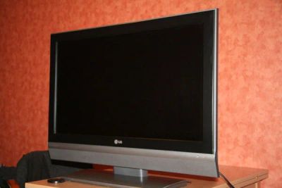 Лот: 6079087. Фото: 1. LCD-Телевизор 32 дюйма LG 32lc2rb. Телевизоры