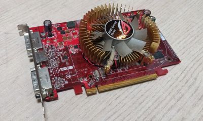 Лот: 20188512. Фото: 1. Видеокарта Radeon HD 2600 Pro... Видеокарты