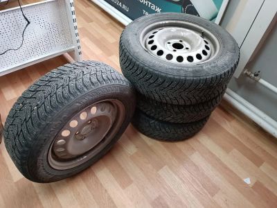 Лот: 24009857. Фото: 1. Только шины, комплект Nokian Hakkapelita... Шины