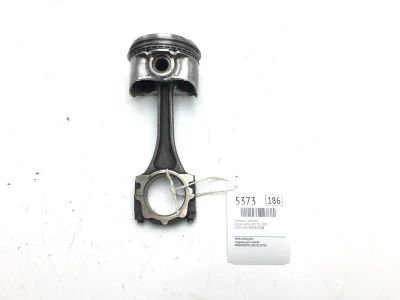 Лот: 20375198. Фото: 1. Поршень с шатуном Mazda Familia... Двигатель и элементы двигателя