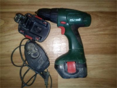 Лот: 8679943. Фото: 1. шуруповерт Bosch 12v. Электроинструмент