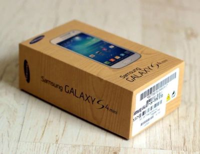 Лот: 7471728. Фото: 1. Коробка Galaxy S4 mini. Коробки, инструкции