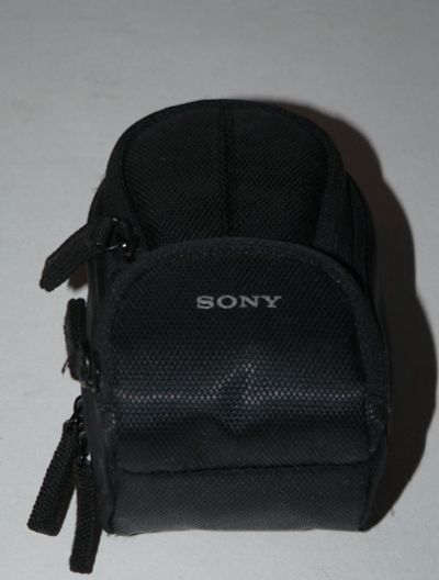 Лот: 14851441. Фото: 1. Сумка Sony LCS-CSU для маленького... Чехлы, сумки, ремешки