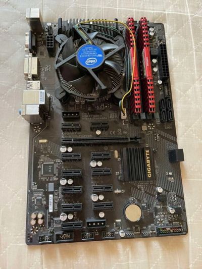 Лот: 17664330. Фото: 1. Материнская плата gigabyte B250-FinTech... Материнские платы