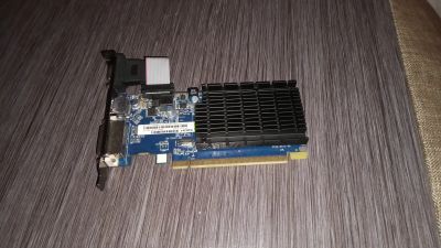 Лот: 18291367. Фото: 1. Видеокарта Sapphire Radeon R5... Видеокарты