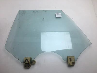 Лот: 20396911. Фото: 1. Стекло двери Subaru Leone 1988... Кузов