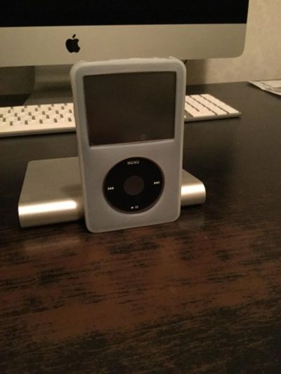 Лот: 9082363. Фото: 1. продам чехол для iPod classic. Плееры