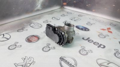 Лот: 23584463. Фото: 1. Заслонка дроссельная Toyota Passo... Двигатель и элементы двигателя
