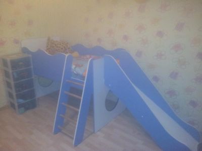 Лот: 4594363. Фото: 1. Детская кровать с горкой. Детские кровати и кроватки