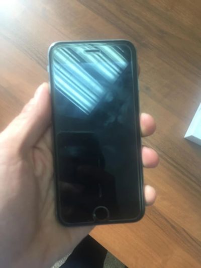 Лот: 9778746. Фото: 1. iphone 6s 16gb. Смартфоны