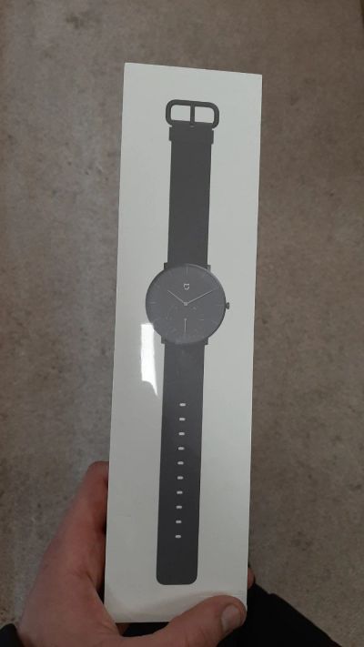 Лот: 15519364. Фото: 1. Xiaomi Mijia Quartz Watch. Смарт-часы, фитнес-браслеты, аксессуары
