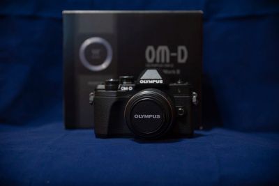 Лот: 16772392. Фото: 1. Olympus OMD E-M10 Mark III KIT... Цифровые беззеркальные со сменной оптикой