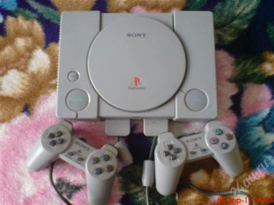 Лот: 303313. Фото: 1. SonyPlayStation 1. Игровые приставки, консоли