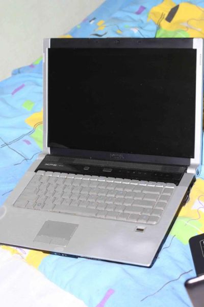 Лот: 6168649. Фото: 1. Ноутбук Dell XPS M1530 металлический... Ноутбуки