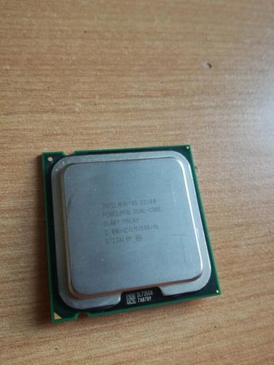 Лот: 10021749. Фото: 1. Intel Pentium Dual-Core 2GHz... Процессоры