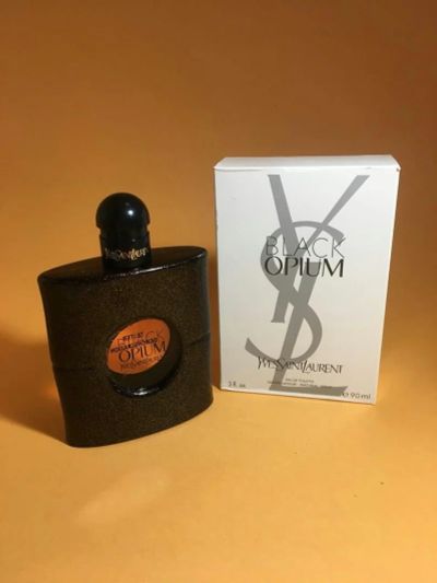Лот: 12200840. Фото: 1. Yves Saint Laurent Black Opium... Женская парфюмерия