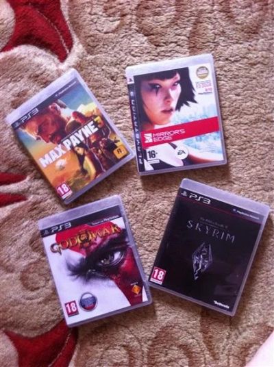 Лот: 2929347. Фото: 1. Max pane 3,Mirror's Edge,God of... Игры для консолей