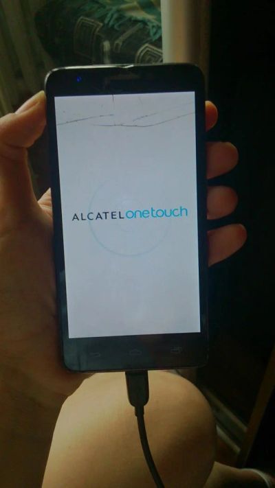 Лот: 4135311. Фото: 1. Смартфон Alcatel OT 6030 не рабочий... Другое (запчасти, оборудование)