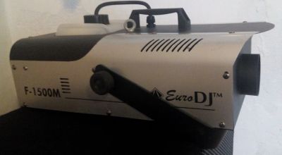 Лот: 11477237. Фото: 1. Генератор легкого дыма euro DJ... Другое (музыкальные инструменты и оборудование)