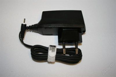 Лот: 1661251. Фото: 1. зарядка nokia ac-8e (тонкий штекер... Зарядные устройства, блоки питания, адаптеры сетевые для смартфонов