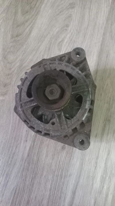 Лот: 25360743. Фото: 1. Генератор змз 405 неисправно. Электрооборудование