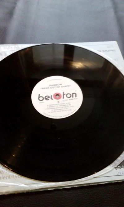 Лот: 10079283. Фото: 1. Rainbow - Bent out of shape (1LP... Аудиозаписи